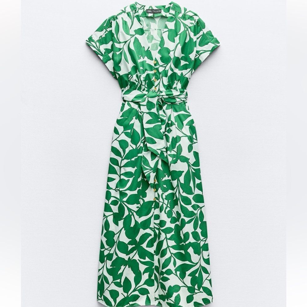 Zara belted green and white leaf pattern printed Midi Dress (Style 8372/109). - Picture 6 of 11